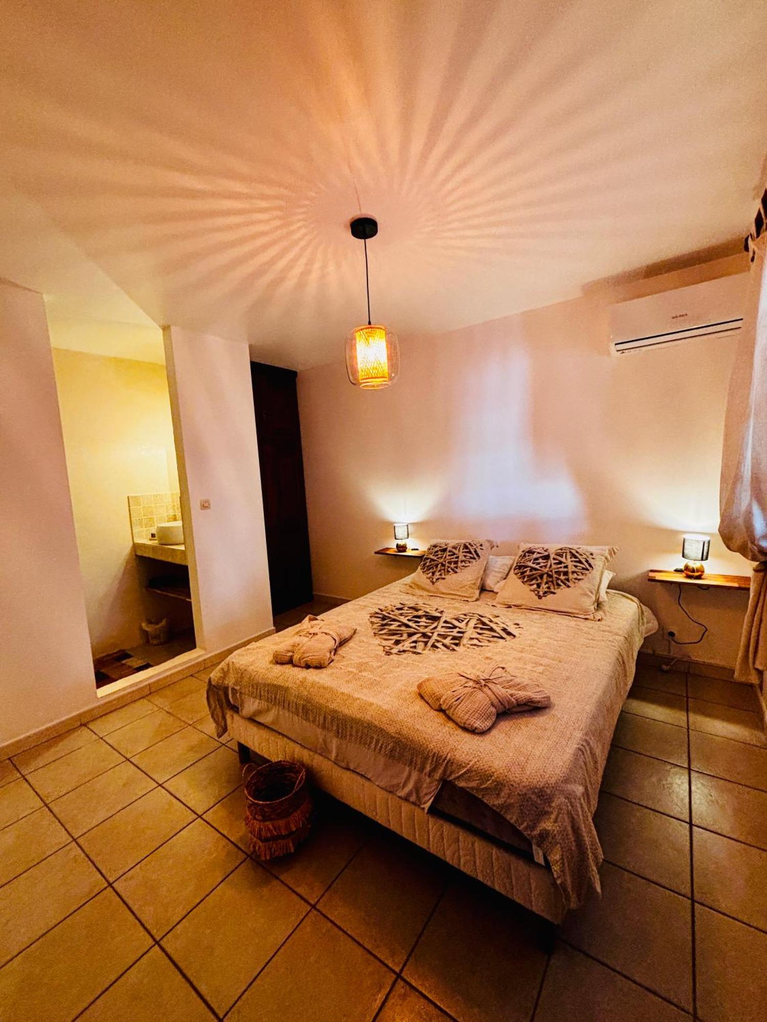 Cocon Romantique La Saline-Les-Bains Exterior foto